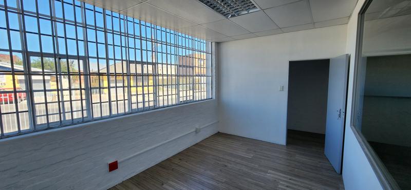 To Let commercial Property for Rent in Beaconvale Western Cape
